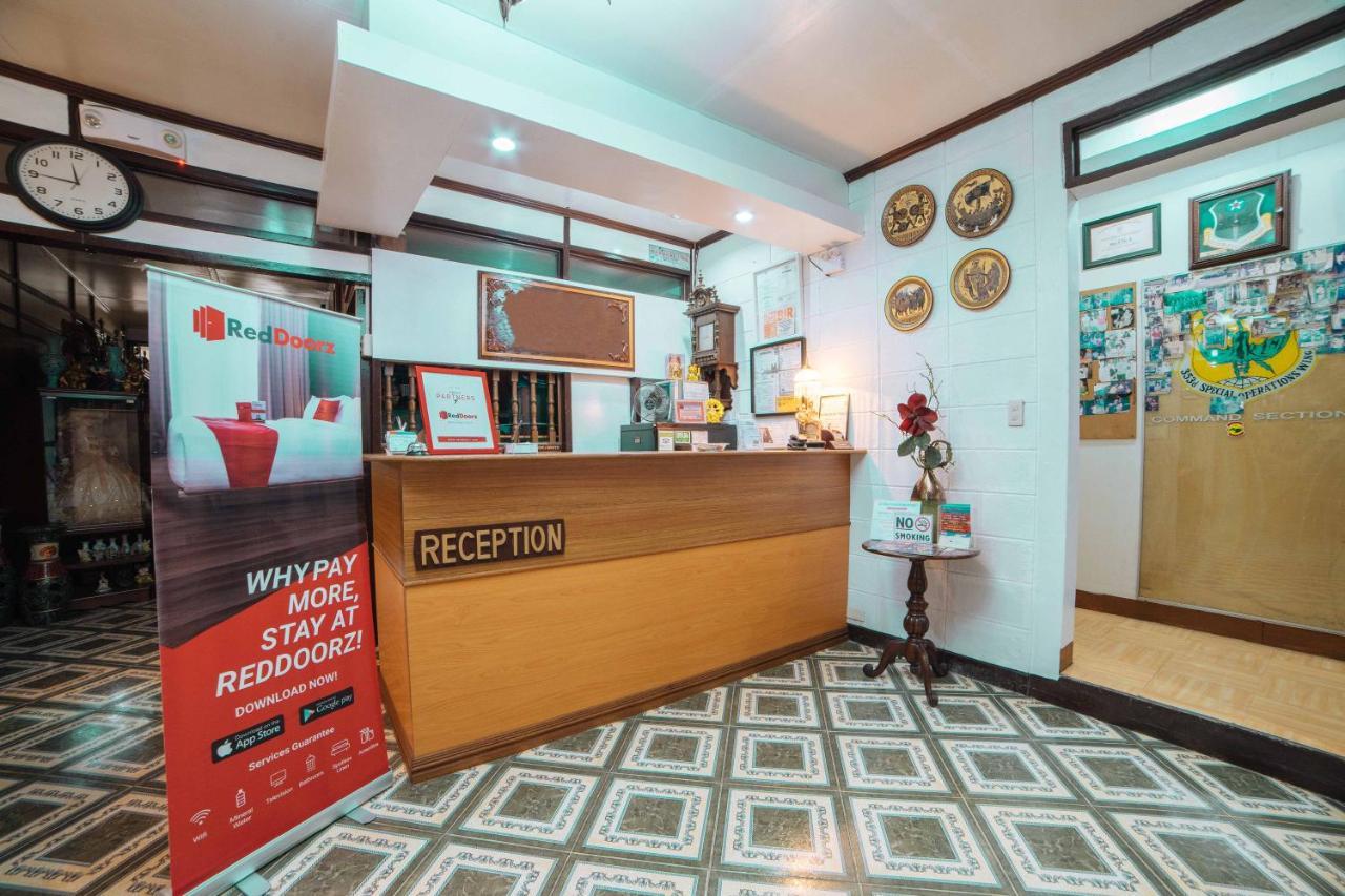 Reddoorz At La Casa Guesthouse Former Reddoorz At Tamarind Street Angeles City Екстериор снимка
