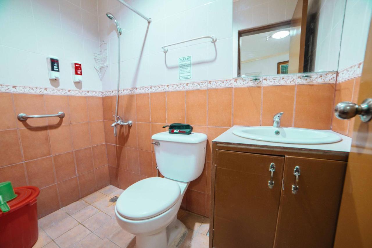 Reddoorz At La Casa Guesthouse Former Reddoorz At Tamarind Street Angeles City Екстериор снимка